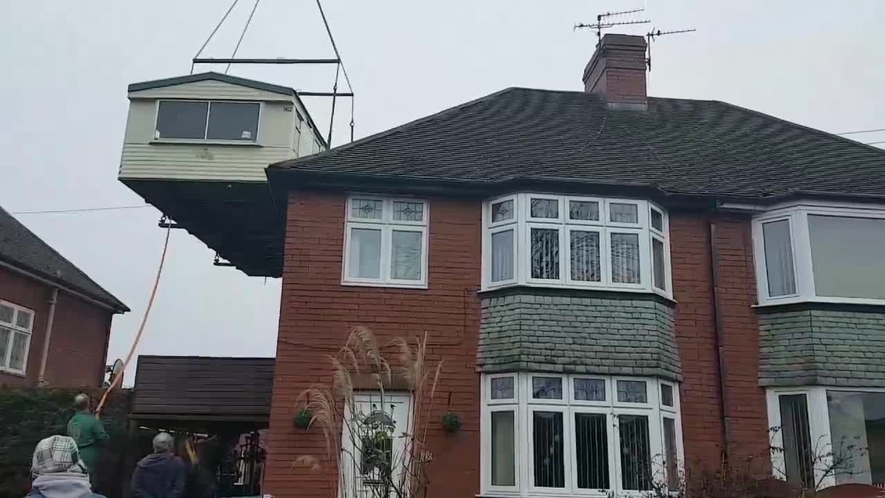 Static caravan being craned into position #2