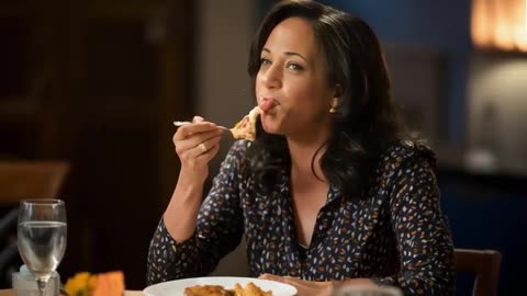 PRESIDENT KAMALA HARRIS EATING