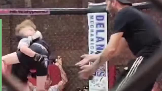 I wouldn't want to get into the ring with this kid...😳🥊