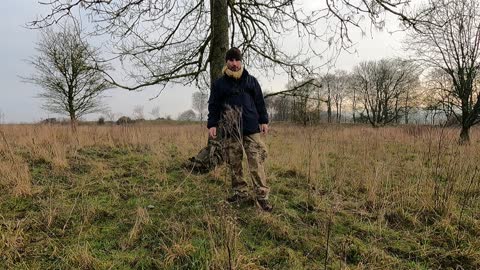 Going to set up a vlog next to this oak tree