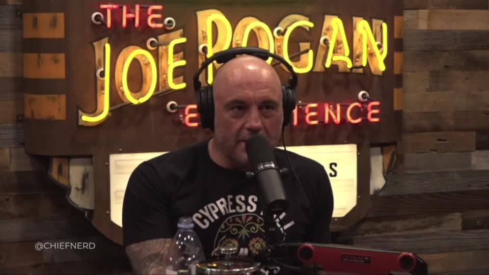 Joe Rogan & Substack Founder Chris Best on China Using TikTok as a Data Stealing Trojan Horse