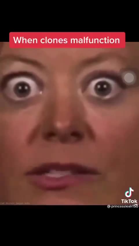 The clone malfunctions on live TV 👀