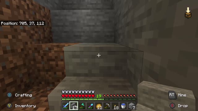 MINECRAFT lets play episode 32 (time to strip mine)