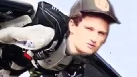 BirdMan Flys while Shatner Sings