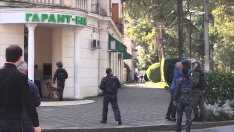 В Сухуми аноним сообщил о минировании Гарант-банка