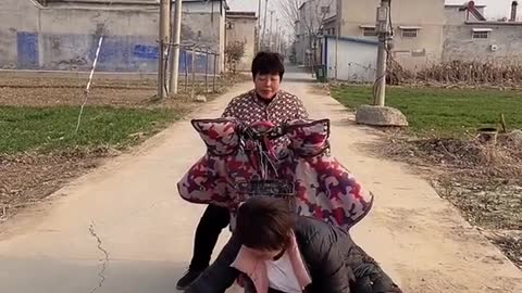 Best Funny Videos 2022, Chinese Funny clips daily #shorts