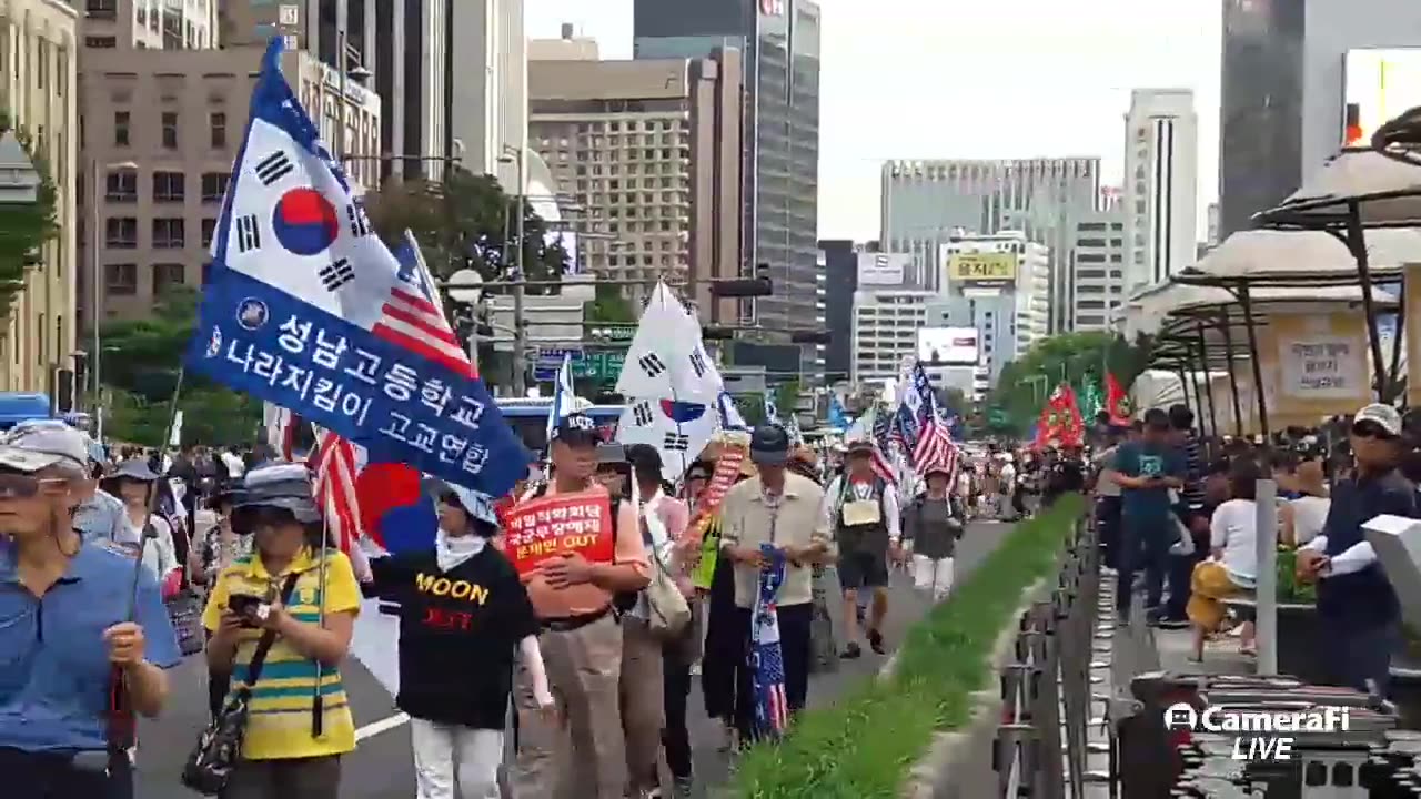 20180824_V3_S01(dMRqe8A_P5I)CIA특수요원(_)의 태극기 현장 잠입 취재