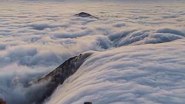 A shocking sea of clouds