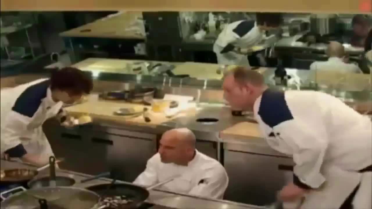 FUNNIEST GORDON RAMSAY MOMENTS