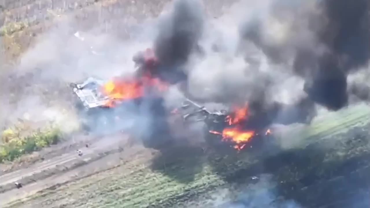 Ukranian tank gets destroyed by a Russian FPV drone in Kursk region