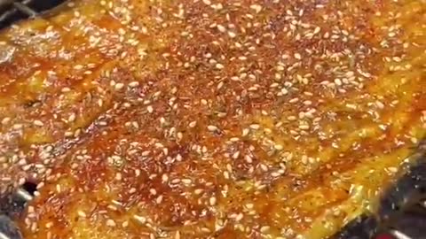 Enjoy such a tempting barbecue, add some spices, and feel like your mouth is watering all the time