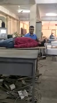 Electronic cremation machine