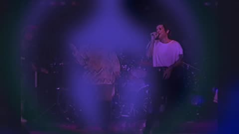 SHORT - Gino Vannelli - I Just Wanna Stop - in Montreal - 1993