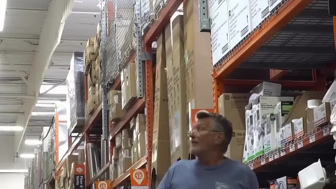 Watch until the end it's so funny 😂😂