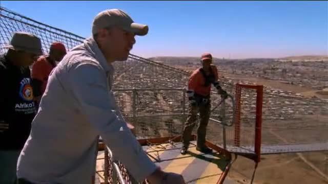 An Idiot Abroad: Don't Jump