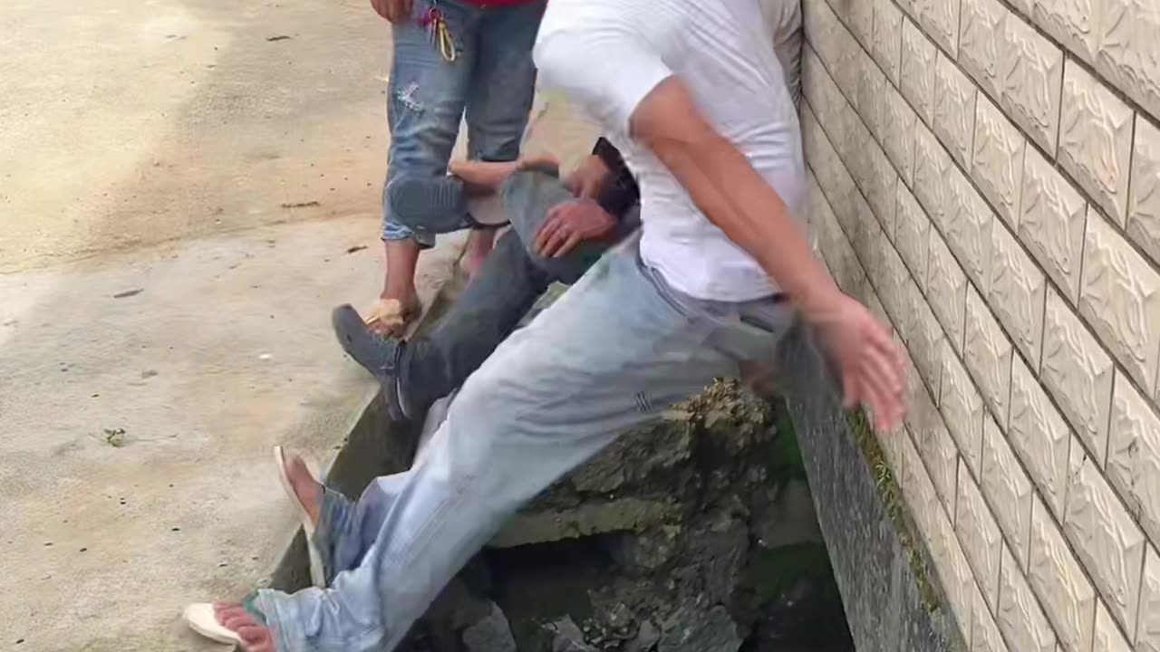 Funny Falling Part 62