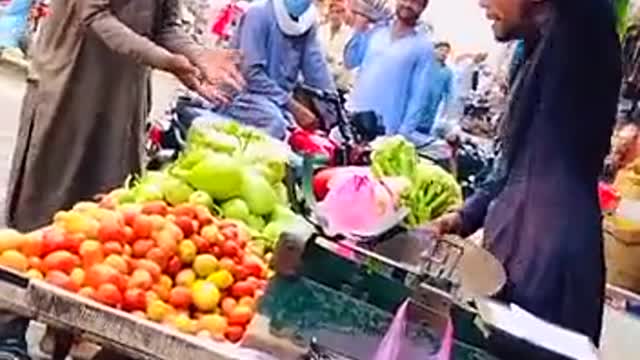 Crazy way to sell vegetables #Short