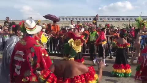 Reviva el Desfile de Independencia en Cartagena