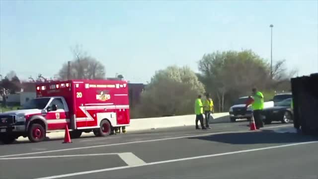 SNIFF & TEARS - DRIVER'S SEAT SOLERPLEXSTUDIOS INC .