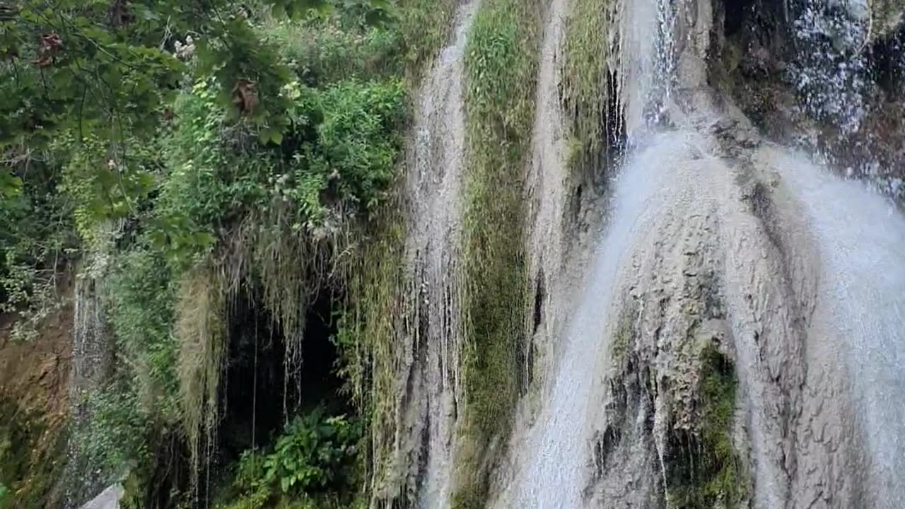 Awesome Clocota waterfall