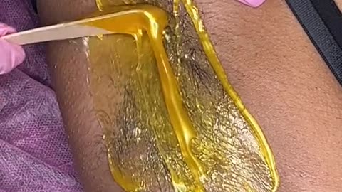 Underarm Waxing with Sexy Smooth Golden Allure Hard Wax by @nini_beautique