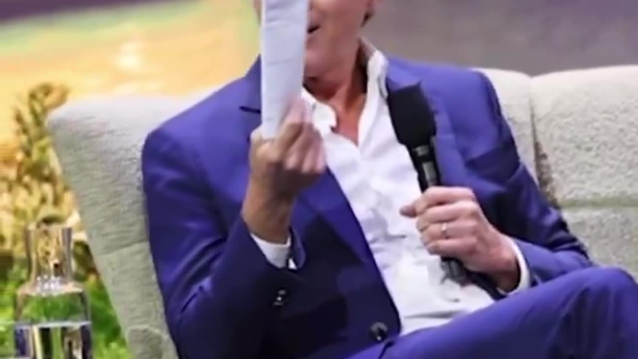 BREAKING: Governer Gavin Newsom signs AB2655, forcing social media sites