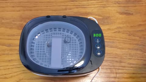 How To Use An Ultrasonic Jewelry Cleaner Machine