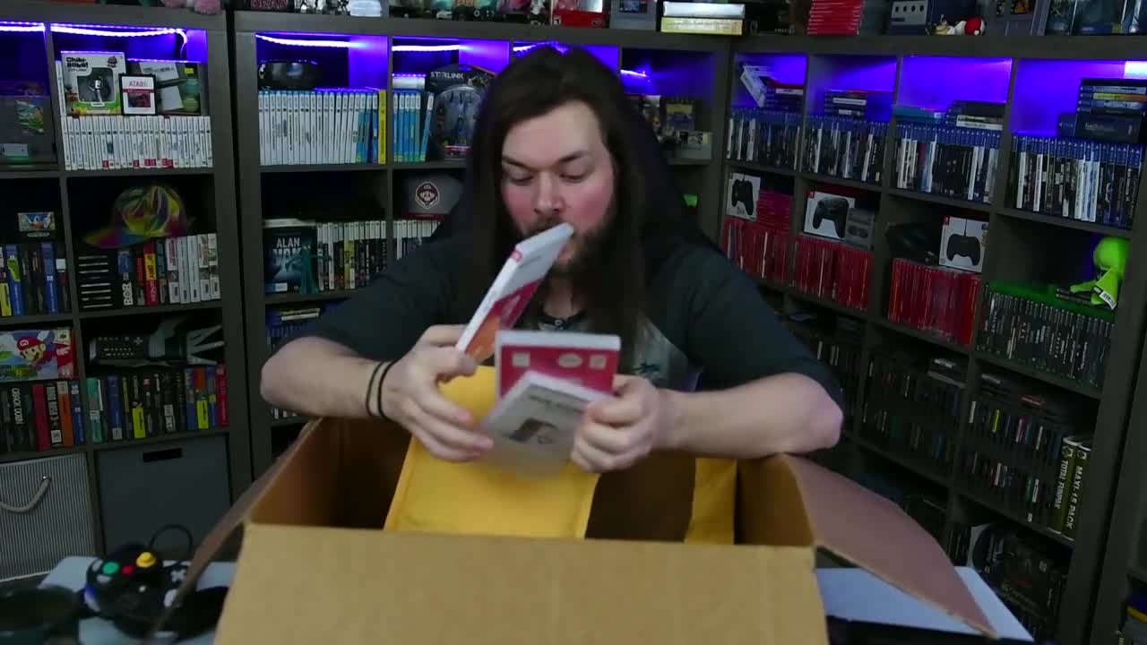 I Ordered USED Nintendo Switch Games From Gamestop... This Is What They Sent Me