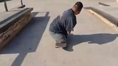 A SKATEBOARDING NUGGET! AMAZING!