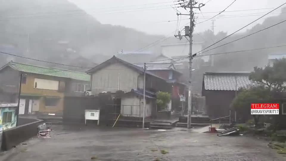 ️Apocalyptic Footage Shows Typhoon’s Rage In Japan - IZ