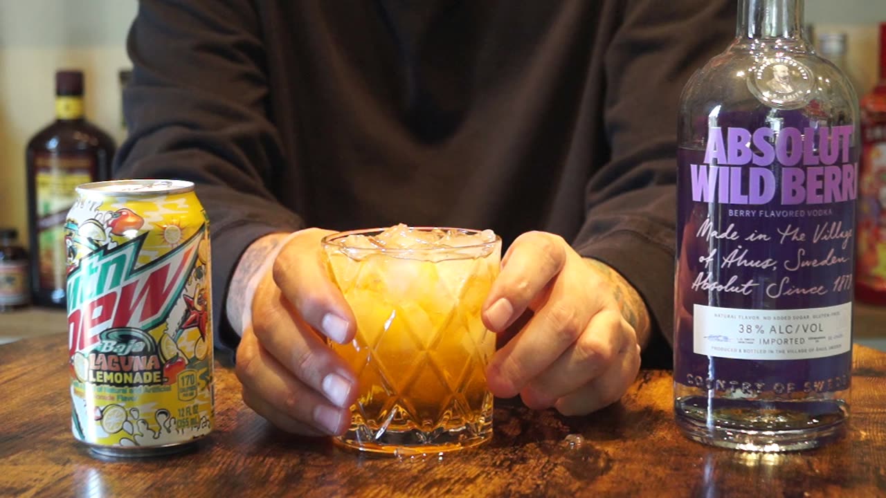 Absolut Wild Berri Vodka & Mtn Dew Baja Laguna Lemonade Mango Lemonade