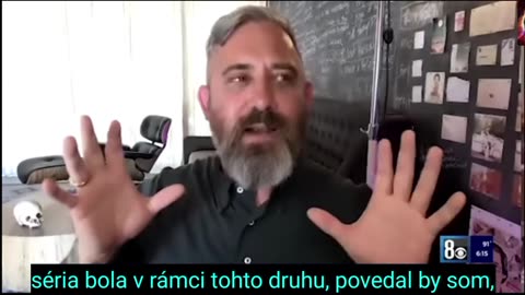 Radar potvrdil roj UFO okolo vojnovej lode námorníctva.