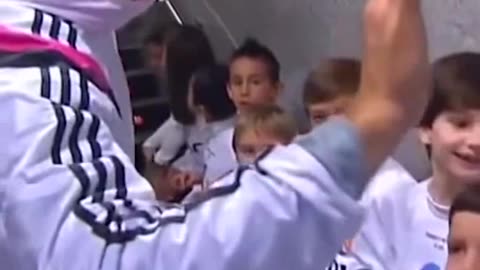 MUST SEE!!! Cristiano Ronaldo Heartwarming Moment