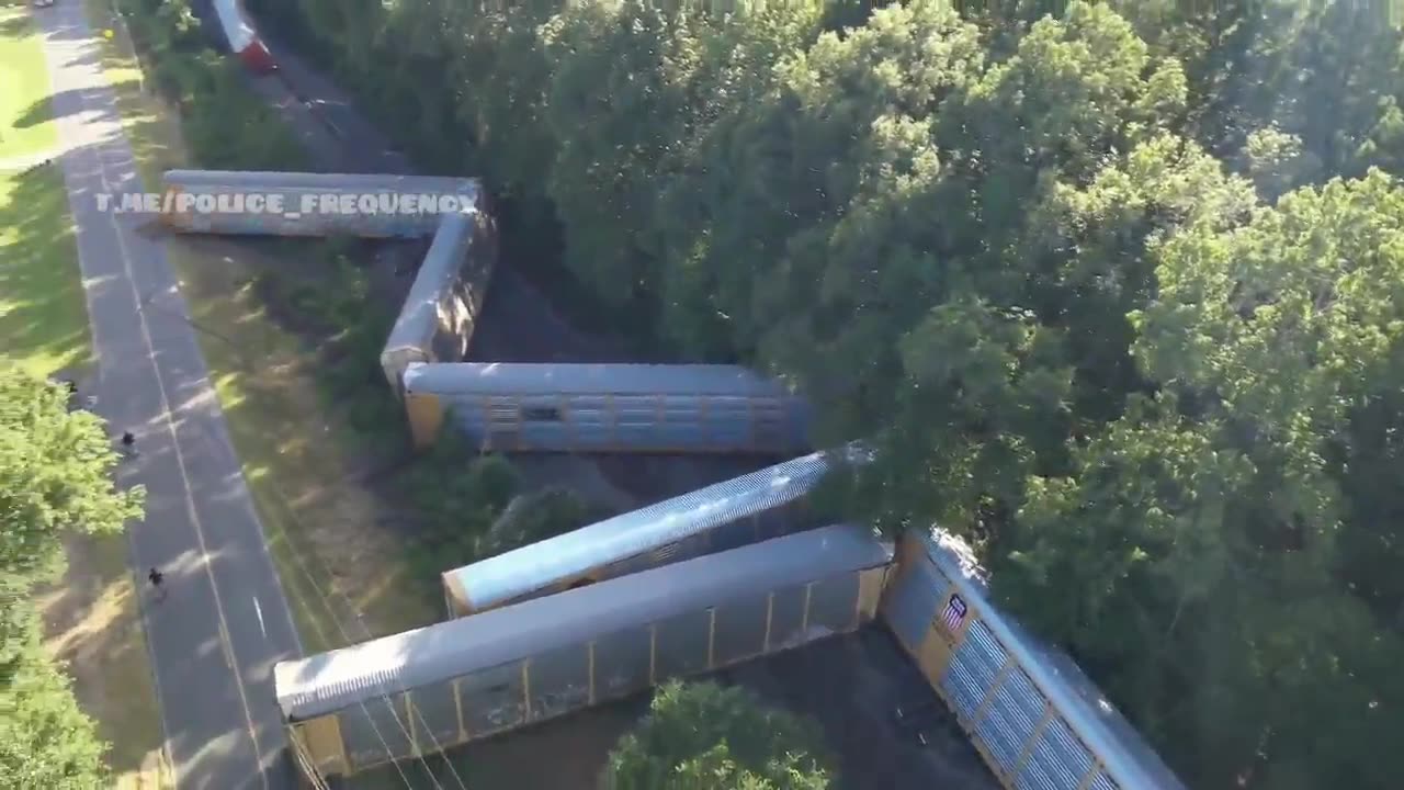 ANOTHER TRAIN DERAILS Carrying Hazardous Materials - Caddo, Missouri