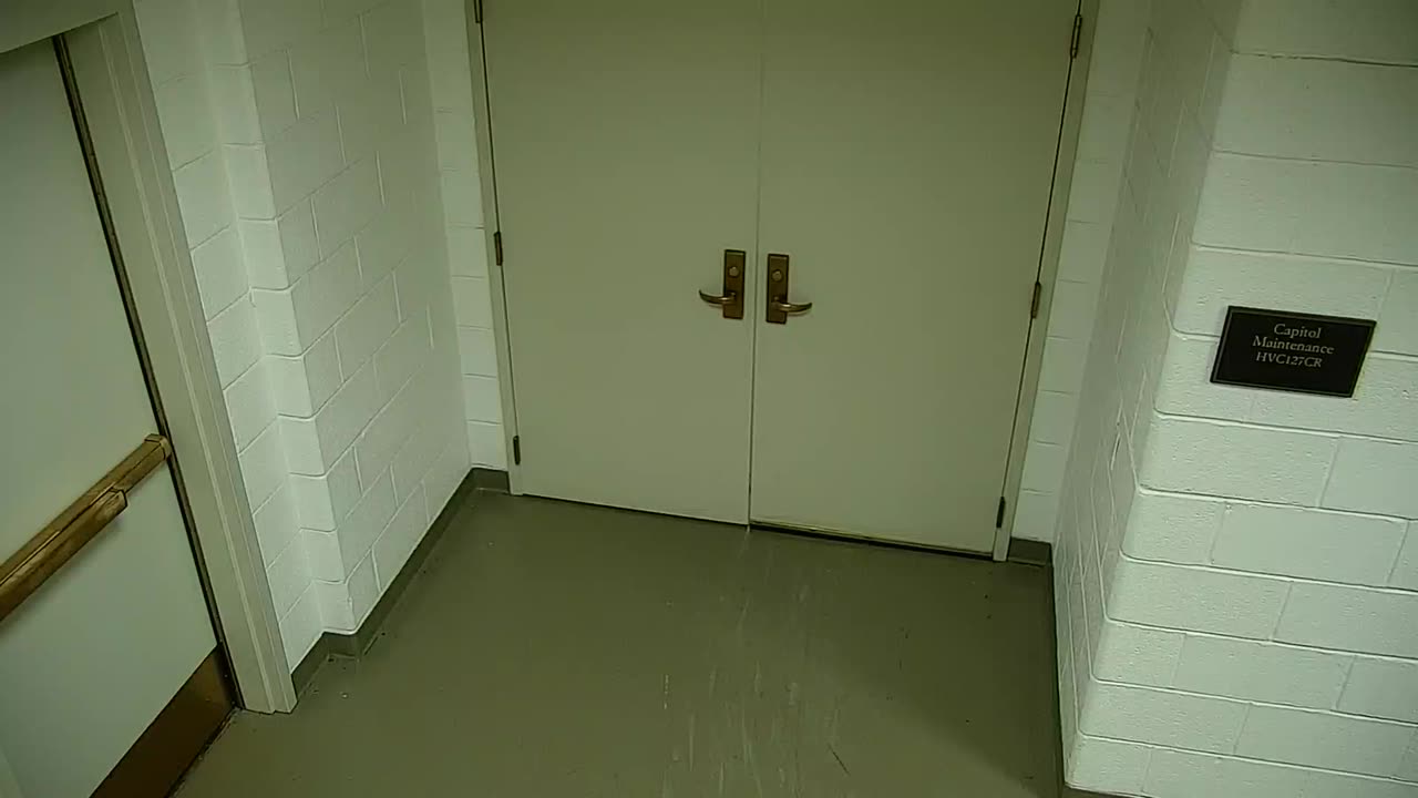 7111CVCULElevator#3nearHVC127_2021-01-06_22h00min03s070ms.mp4