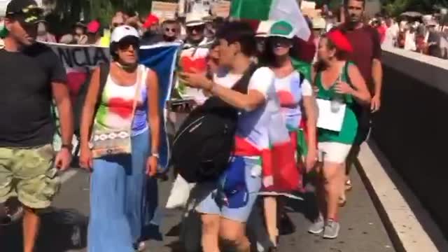 PHÁP&Ý PHẢN ĐỐI GIẤY THÔNG HÀNH VẮC XIN 🎦 VIDEO OF THE DAY 🌟 🇫🇷🤝🇮🇹 FRANCE & ITALY TOGETHER