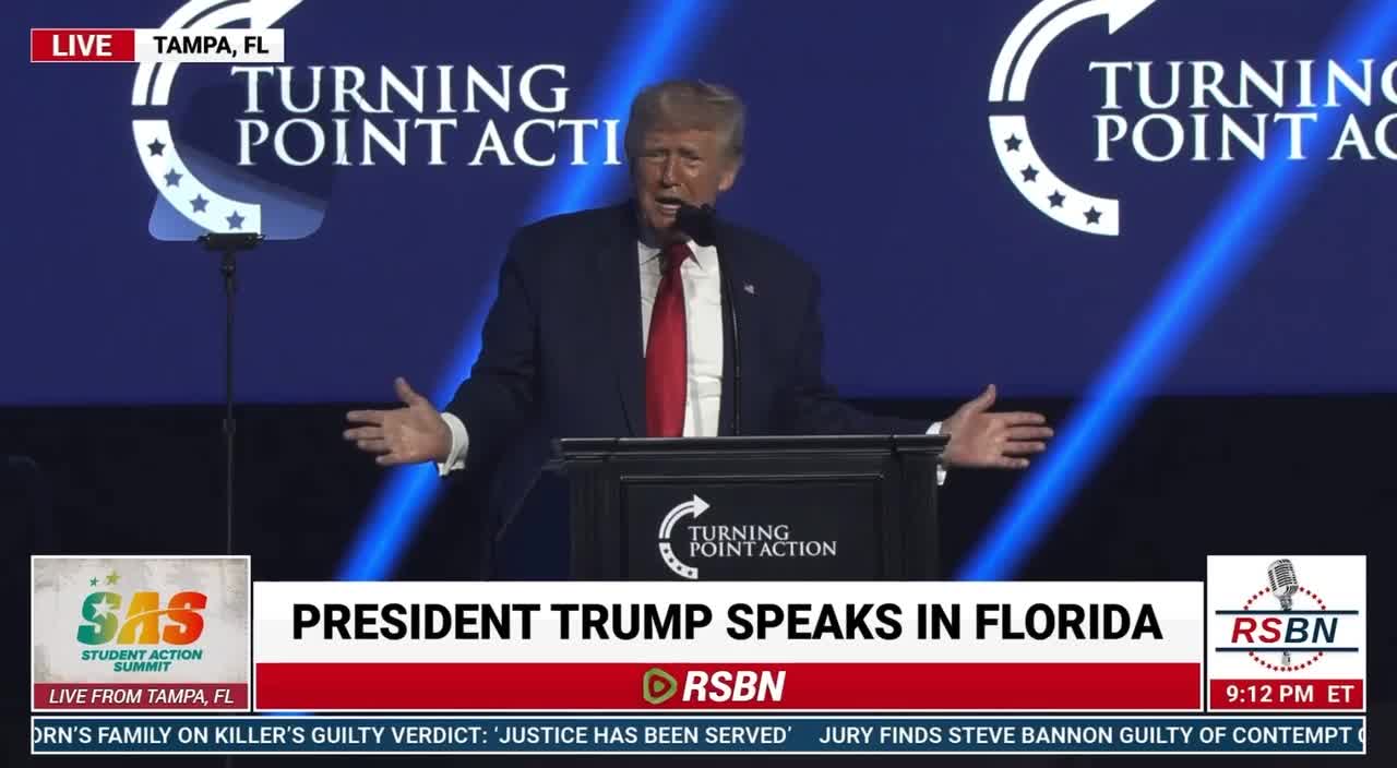 Trump on Nancy Pelosi: “She’s crazy. She’s nuts. I’m telling you she’s a psycho.” 🔥