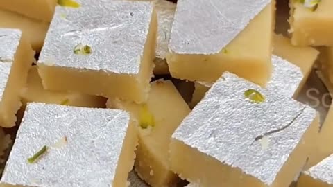 Suji ki barfi