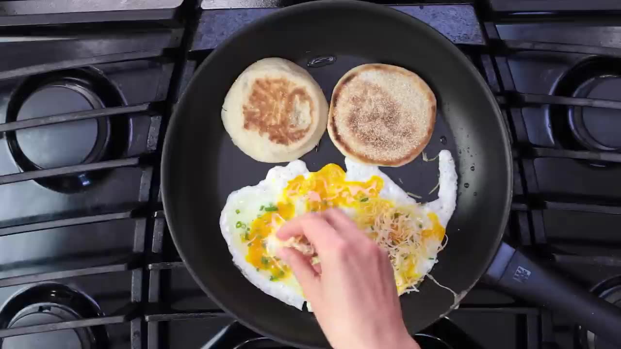 The Best Breakfast Sandwich - One Pan Breakfast - Fajar Tiny Kitchen