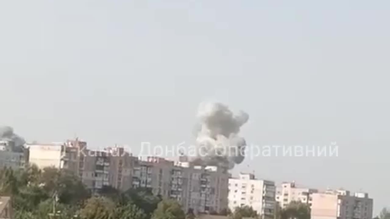 🙏 Zaporizhzhia, the moment of yesterday's arrival of KAB over the high-rise