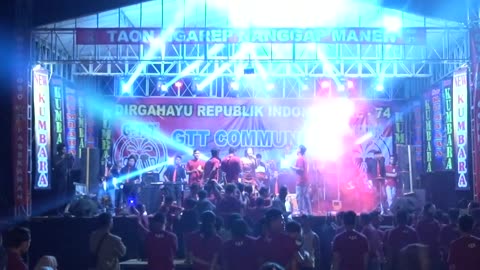 desi tata - ambilkan gelas
