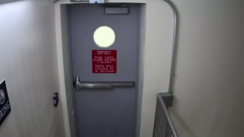 6153RHOBGRRGST1StairwellSide_2021-01-06_15h00min01s870ms.mp4