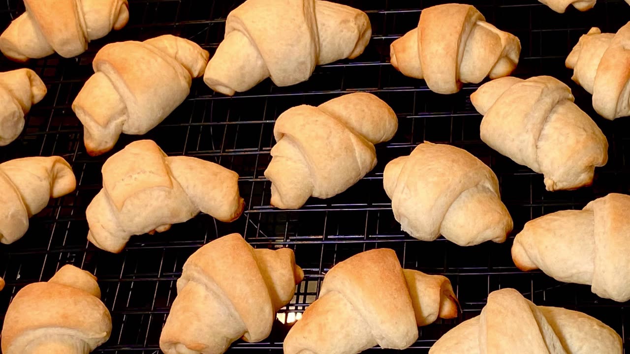 Make Ahead Crescent Rolls & Crescent Sheets