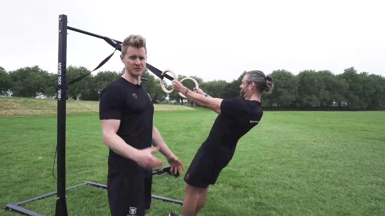 SHOULDER HEALTH Importance of Horizontal Pulling | School of Calisthenics