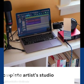 Focusrite Scarlett 2i2 Studio 4th Gen USB Audio Interface Bundle