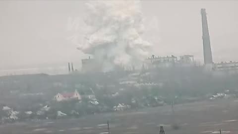 Russian invaders drop an aerial bomb on the settlement of Krasnohorivka.