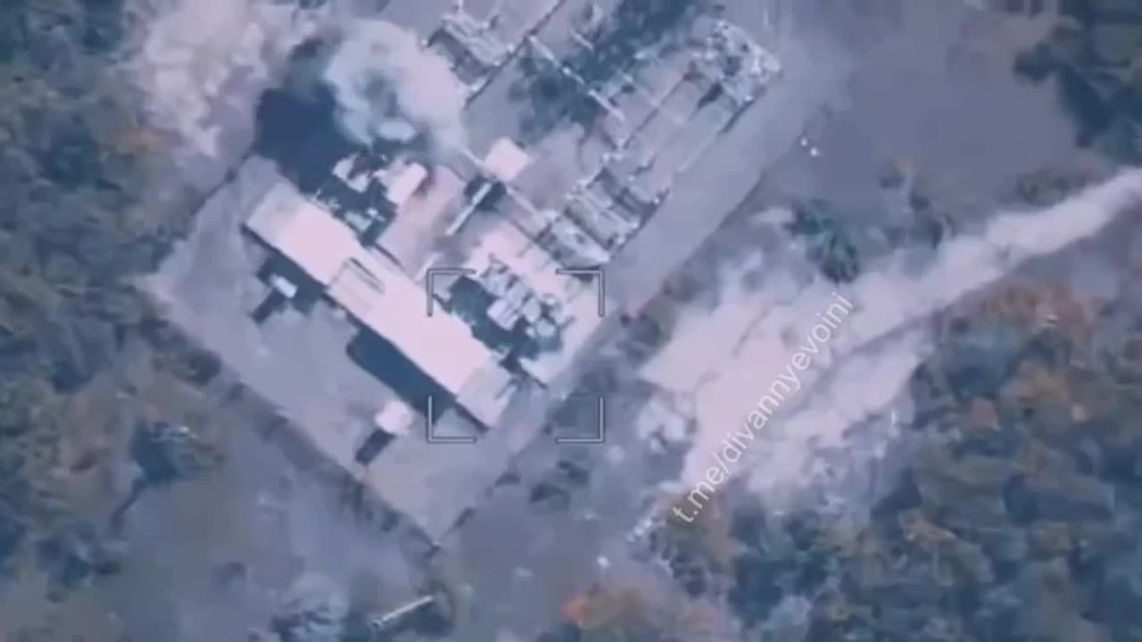 🇷🇺🇺🇦Drone strikes substation in Kharkiv region.