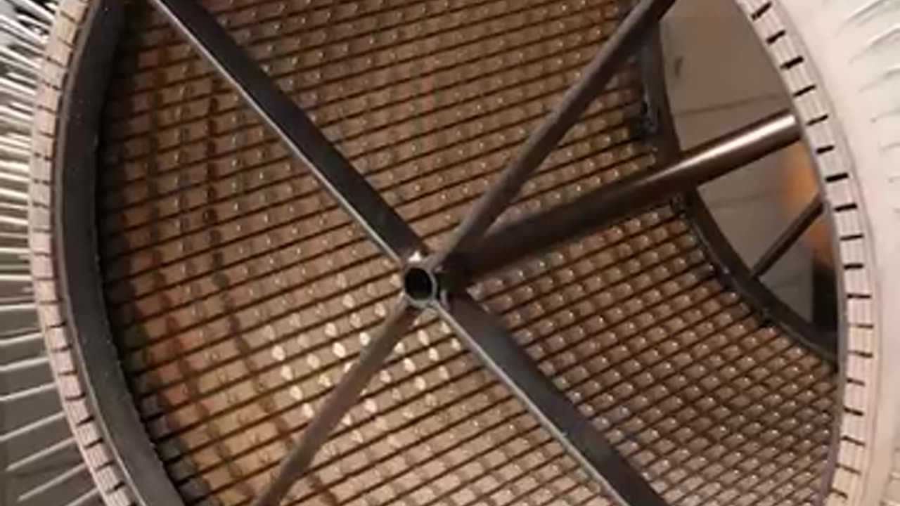 Using nails to Build apple 🍏 picker..
