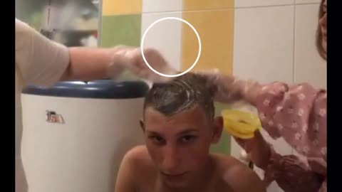 lovely ladies wash their hair for the guy "gentleman"