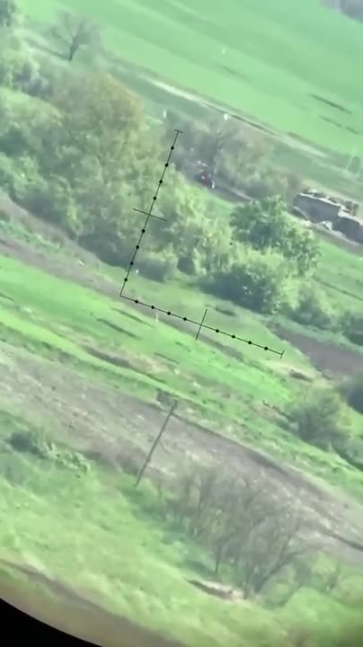 Ukrainians hit a couple of Russian vehicles with an anti-tank weapon